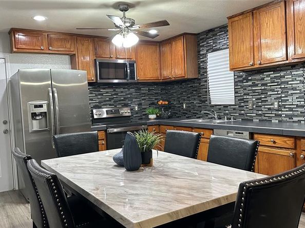 13731  Biggs Street , Dallas Texas 75253