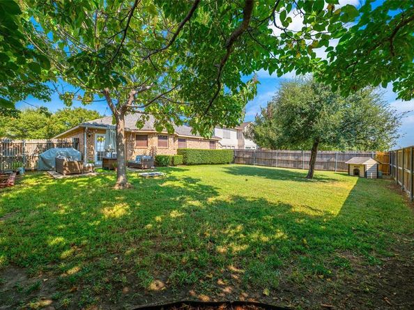 2324  Mainsail Lane , Arlington Texas 76002