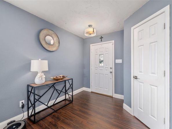 2324  Mainsail Lane , Arlington Texas 76002