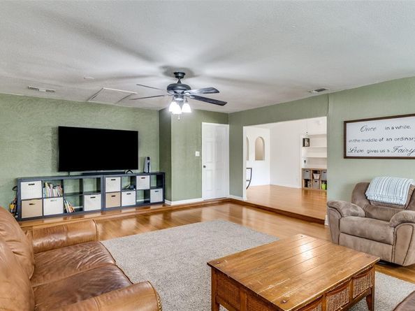 1803  Travis Street , Garland Texas 75042