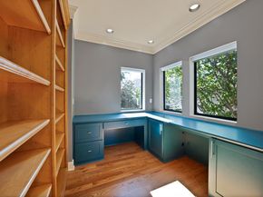 4010  Rawlins Street , Dallas Texas 75219