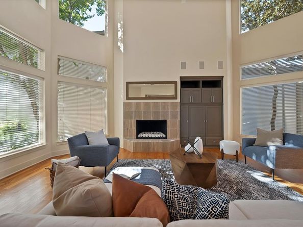 4010  Rawlins Street , Dallas Texas 75219