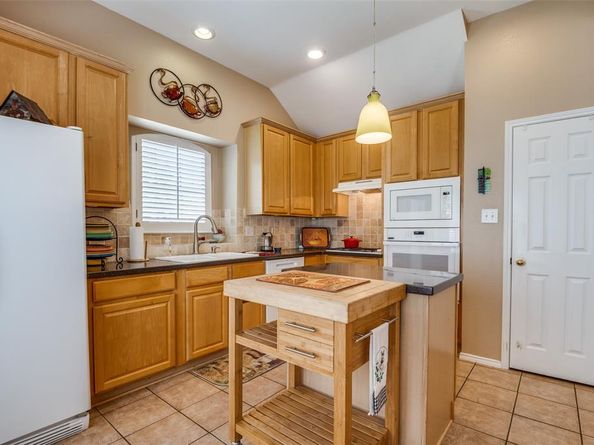 2250  Garden Crest Drive , Rockwall Texas 75087