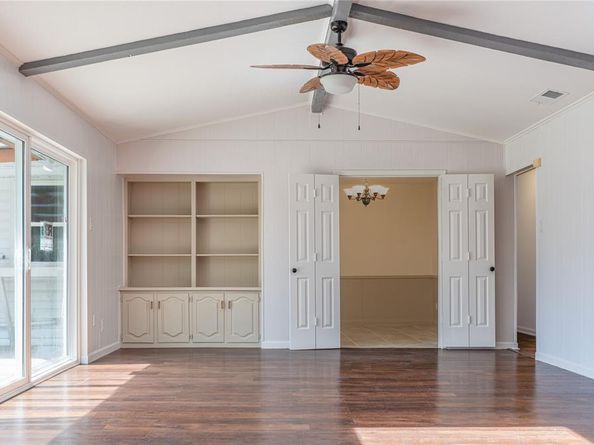 1214  Merrimac Trail , Garland Texas 75043