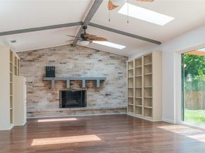 1214  Merrimac Trail , Garland Texas 75043