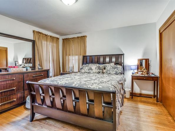 2622  Bonnywood Lane , Dallas Texas 75233