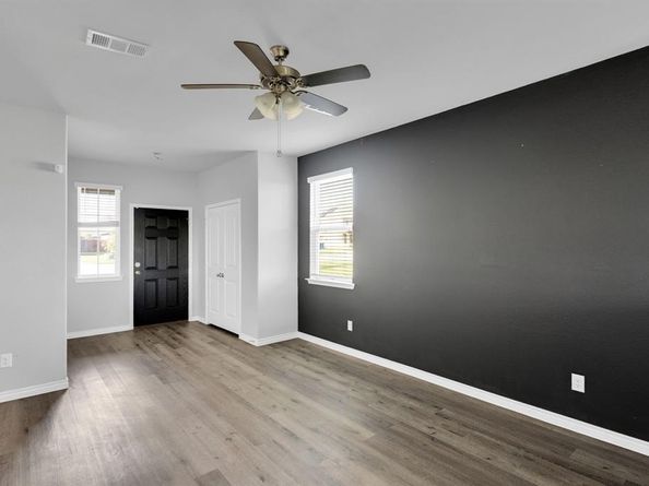 1334  Wentwood Drive , DeSoto Texas 75115