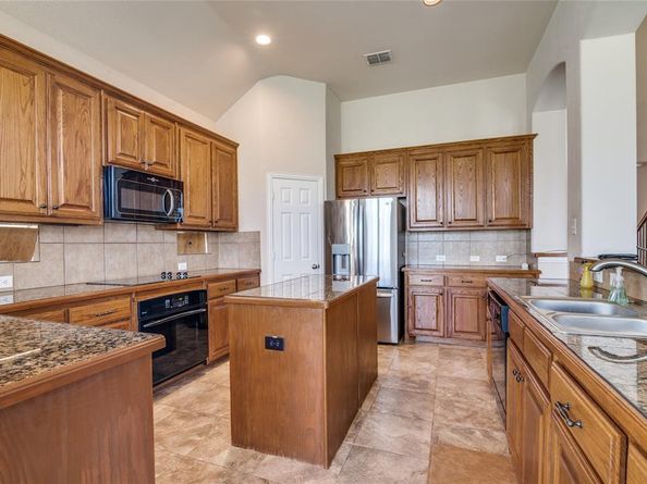 8410  Player Drive , Rowlett Texas 75089