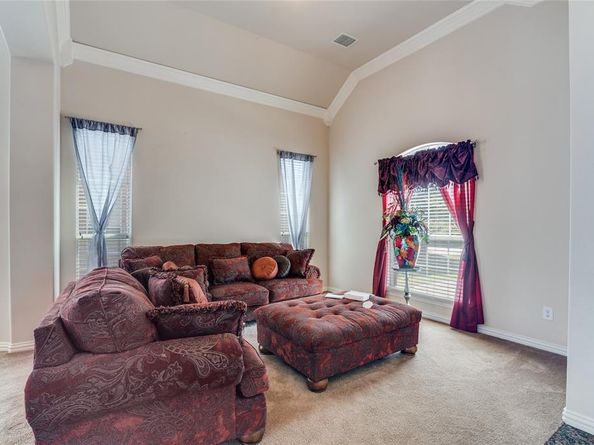 8410  Player Drive , Rowlett Texas 75089