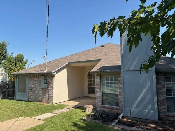 2200  Belton Drive , Arlington Texas 76018