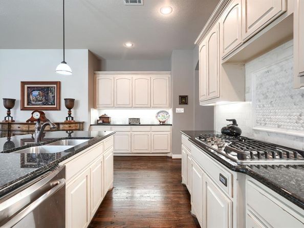 11317  Dujon Lane , Dallas Texas 75218