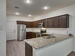 4627  Raleigh Dalton Road , Dallas Texas 75227