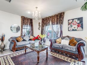 4627  Raleigh Dalton Road , Dallas Texas 75227