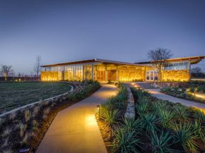 401  Big Sky Circle , Northlake Texas 76226