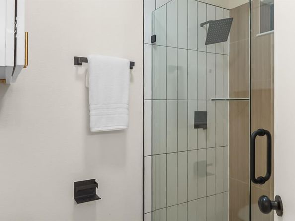 13103  Halwin Circle , Dallas Texas 75243