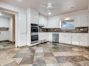 6106  Linden Lane , Dallas Texas 75230