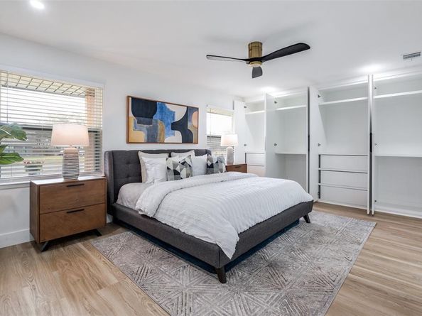 3883  Antigua Circle , Dallas Texas 75244