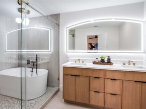 3883  Antigua Circle , Dallas Texas 75244