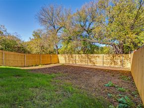 1307  Valley Street , Dallas Texas 75203