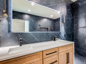 1307  Valley Street , Dallas Texas 75203