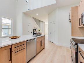 1307  Valley Street , Dallas Texas 75203