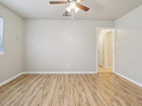 413  Glenhaven Drive , Azle Texas 76020