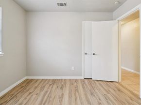 413  Glenhaven Drive , Azle Texas 76020