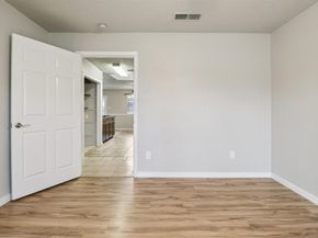 413  Glenhaven Drive , Azle Texas 76020