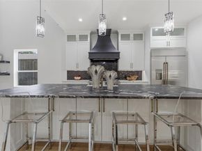 7503  Robin Road , Dallas Texas 75209