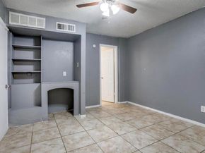 7152  Fair Oaks Avenue  1122, Dallas Texas 75231