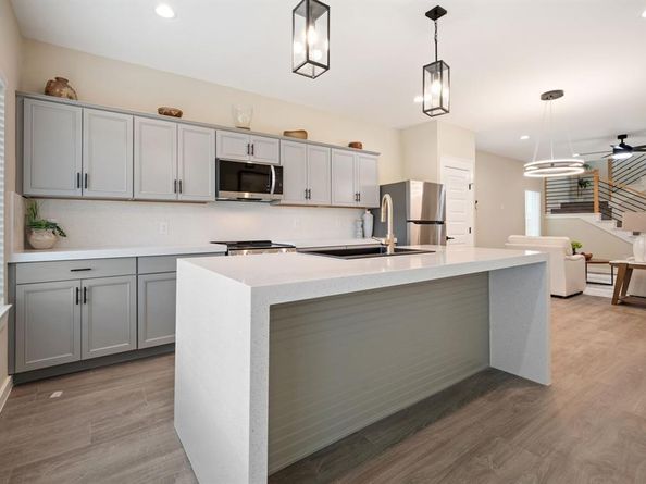 2526  Peabody  , Dallas Texas 75215