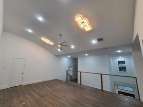 2812  Almanzor Avenue , Irving Texas 75062