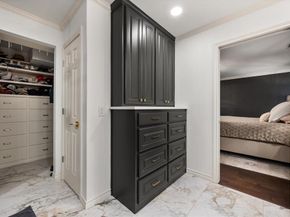 907  Loch Lomond Drive , Arlington Texas 76012