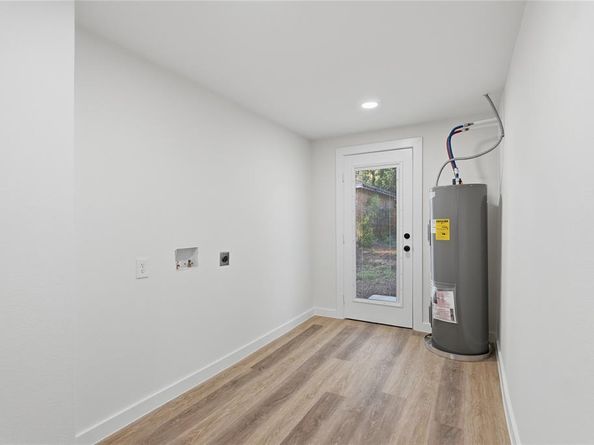 2607  Brandon Street , Dallas Texas 75211