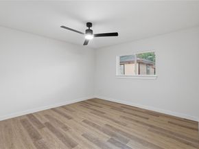 2607  Brandon Street , Dallas Texas 75211