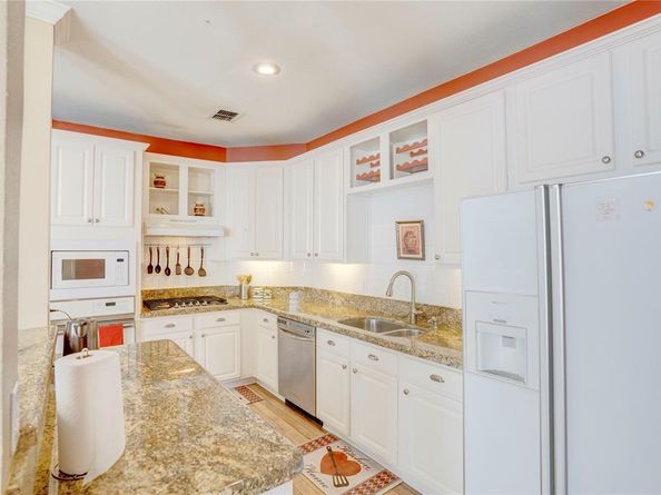 9504  Rodeo Drive , Irving Texas 75063