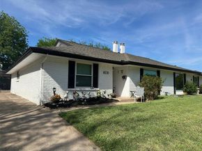 8230  El Retiro Road , Fort Worth Texas 76116