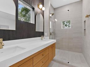 514 S Marlborough Avenue , Dallas Texas 75208