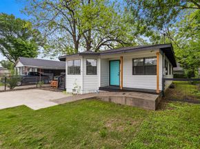 5418  Singleton Boulevard , Dallas Texas 75212