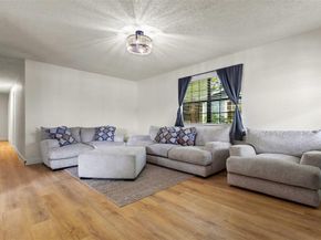 5418  Singleton Boulevard , Dallas Texas 75212