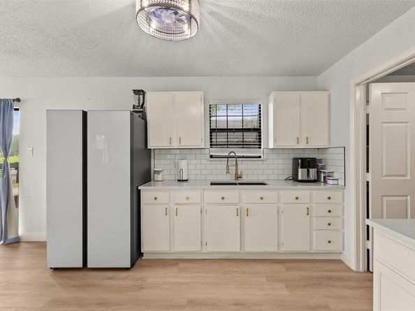 5418  Singleton Boulevard , Dallas Texas 75212