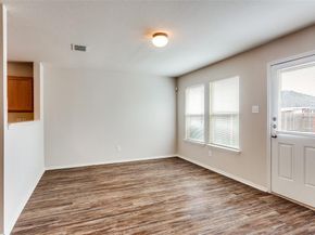 321  Silver Lake Trail , Fort Worth Texas 76140