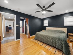 2219  Carnes Street , Dallas Texas 75208