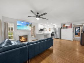 2219  Carnes Street , Dallas Texas 75208