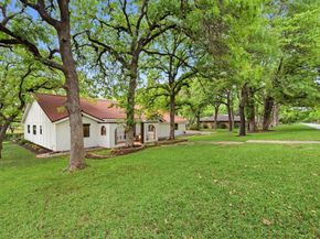 621  Overland Trail , Southlake Texas 76092