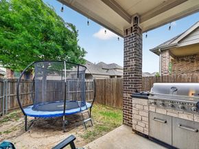 510  Garden Avenue , Euless Texas 76039