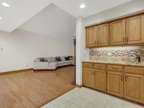 15735  Covewood Circle , Dallas Texas 75248