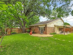 15735  Covewood Circle , Dallas Texas 75248