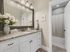 840  Edgefield Road , Fort Worth Texas 76107