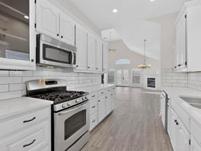 714  Ashbrook Court , Euless Texas 76039